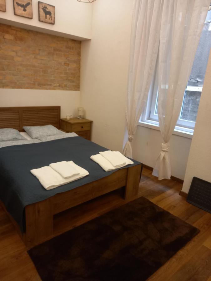 Liszt Ferenc Square Studio Apartment Budapest Kültér fotó